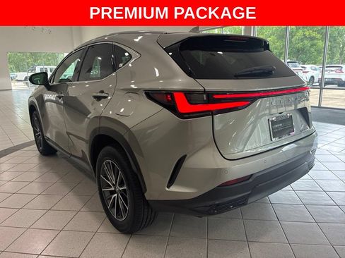 Used 2025 Lexus NX 250 FWD w/ Towing Package (2000 Lbs) image 5