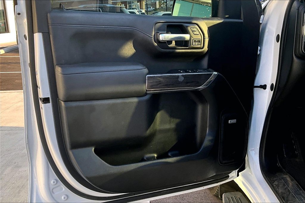Used 2021 Chevrolet Silverado 1500 LTZ w/ Technology Package AWD/4WD image 22