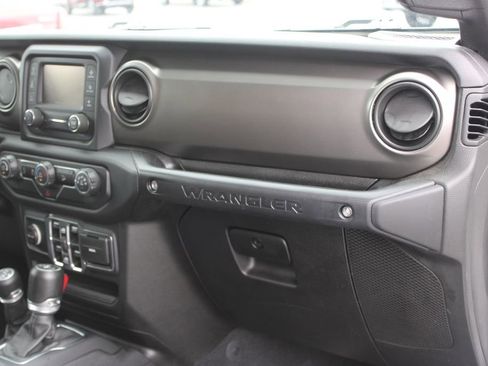 Used 2019 Jeep Wrangler Unlimited Sport S AWD/4WD image 30