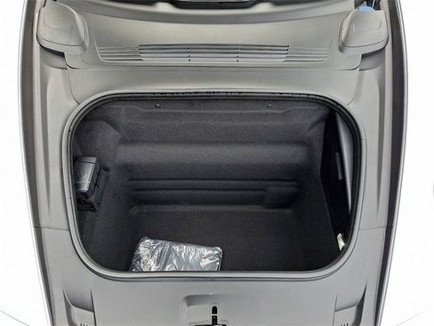 Used 2025 Porsche 911 Carrera image 33