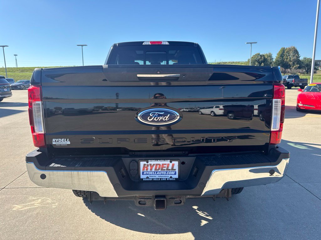 Used 2017 Ford F250 Lariat w/ Lariat Ultimate Package AWD/4WD image 35