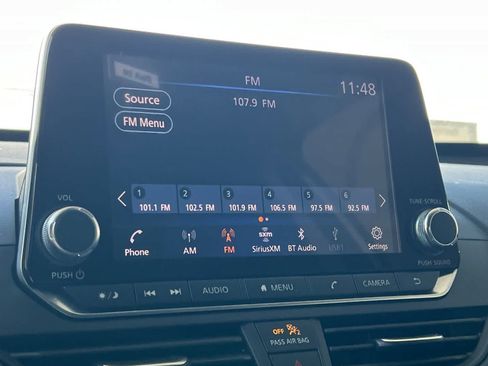 Used 2022 Nissan Altima 2.5 SV FWD image 19