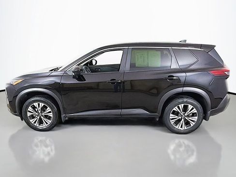 Used 2023 Nissan Rogue SV image 10