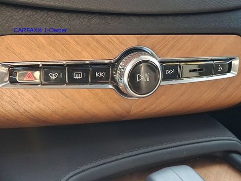 Certified 2024 Volvo XC90 T8 Plus w/ Protection Package Premier AWD/4WD image 21