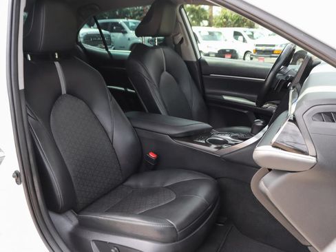 Used 2023 Toyota Camry XSE FWD image 34