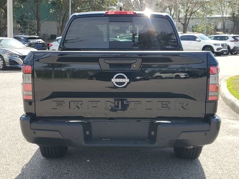 Certified 2025 Nissan Frontier S image 6