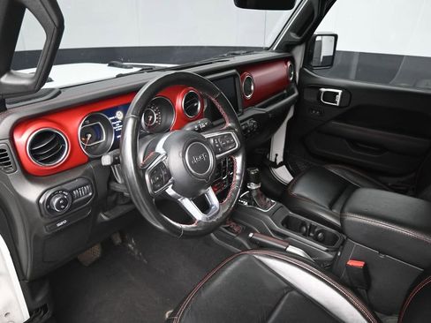 Used 2022 Jeep Gladiator Rubicon w/ LED Lighting Group AWD/4WD image 19