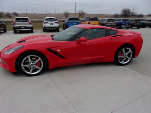 Used 2014 Chevrolet Corvette Stingray Coupe w/ 3LT Preferred Equipment Group image 10