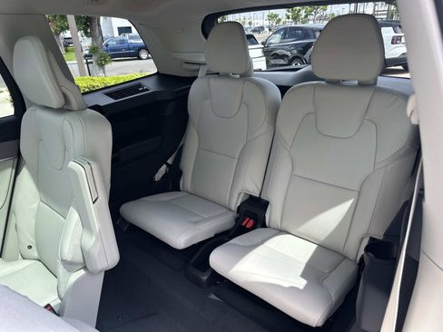 New 2026 Volvo XC90 T8 Ultra AWD/4WD image 18