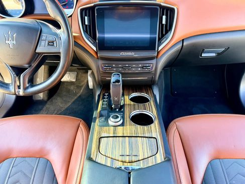 Used 2019 Maserati Ghibli GranLusso RWD image 87