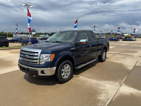 Used 2014 Ford F150 Lariat w/ Lariat Chrome Package AWD/4WD image 1