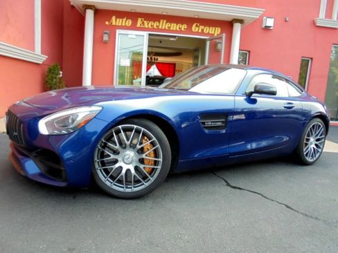Used 2018 Mercedes-Benz AMG GT S image 2