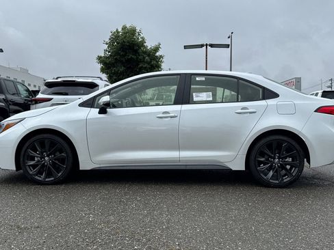 New 2026 Toyota Corolla SE FWD image 6