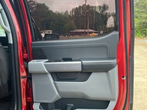 Used 2021 Ford F150 XLT w/ Equipment Group 302A High image 12