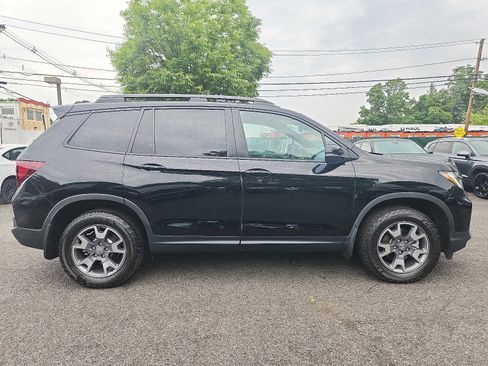 Certified 2023 Honda Passport TrailSport image 7