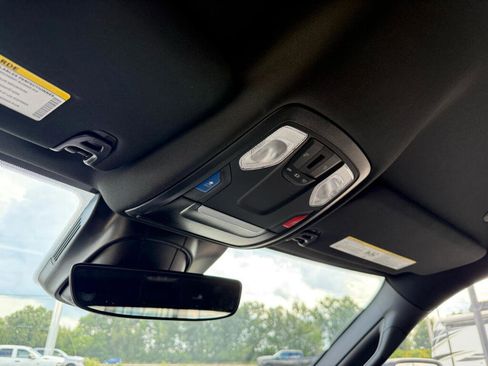 Used 2025 RAM 2500 Big Horn image 24