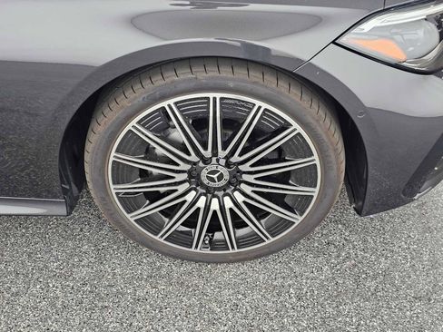 New 2025 Mercedes-Benz CLE 300 4MATIC Coupe image 9