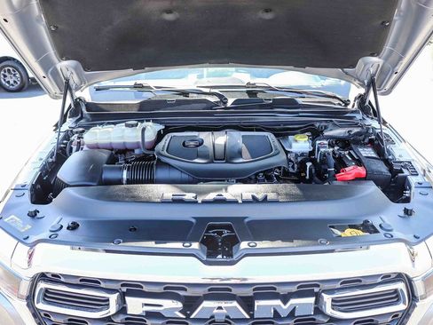 Used 2025 RAM 1500 Big Horn AWD/4WD image 27