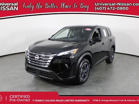 Certified 2025 Nissan Rogue SV image 1