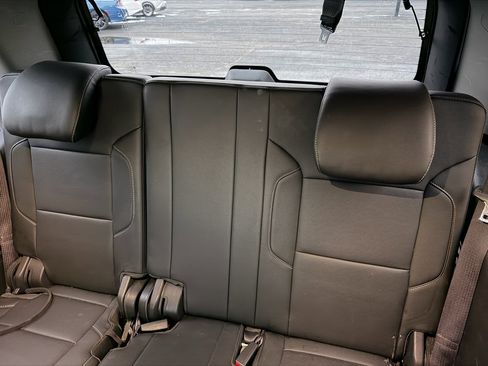 Used 2017 Chevrolet Tahoe Premier image 19