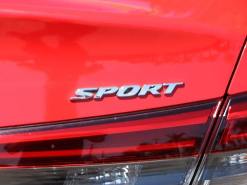 Used 2023 Honda Civic Sport image 44