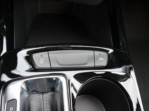 New 2026 Chevrolet Trax LT image 9