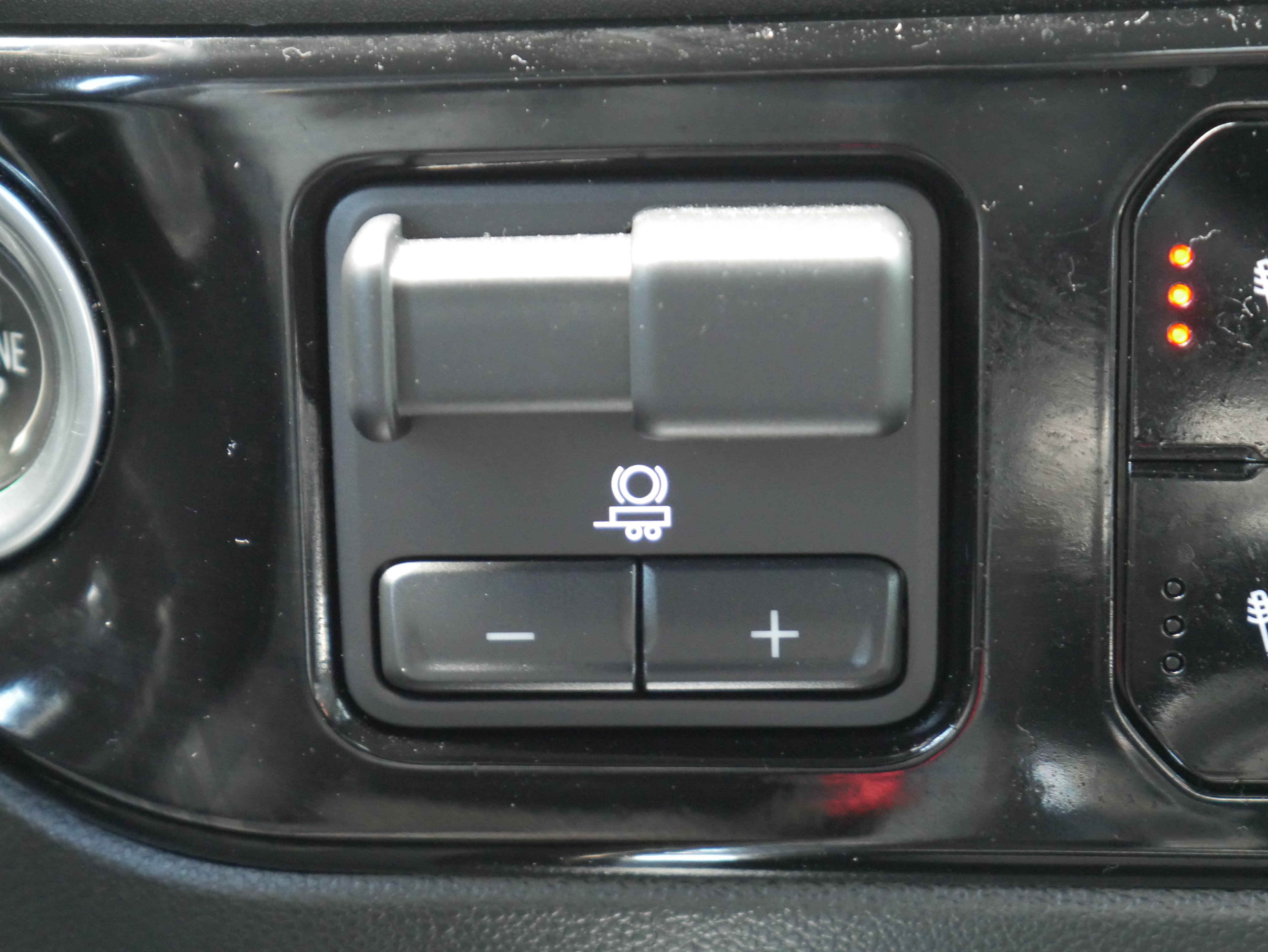 Certified 2022 Chevrolet Silverado 1500 RST w/ Convenience Package II AWD/4WD image 22