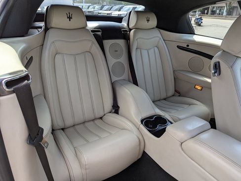 Used 2013 Maserati GranTurismo Convertible RWD image 36
