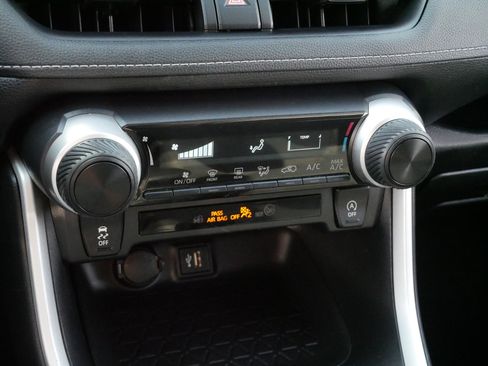 Certified 2024 Toyota RAV4 LE image 23