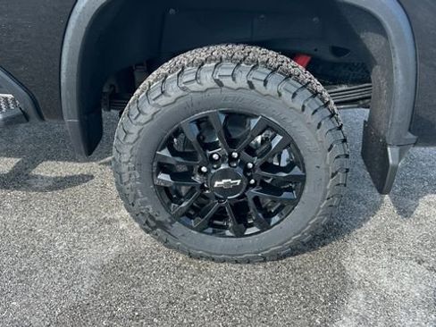 New 2026 Chevrolet Silverado 2500 LT w/ Trail Boss Package image 9