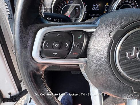 Used 2019 Jeep Wrangler Unlimited Sahara w/ Quick Order Package 24M Moab AWD/4WD image 20