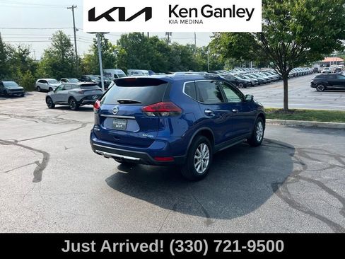 Used 2020 Nissan Rogue SV AWD/4WD image 5