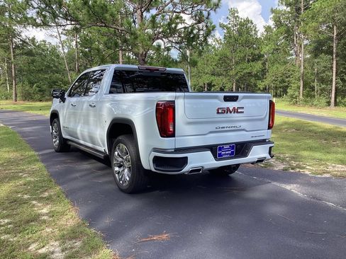 New 2026 GMC Sierra 1500 Denali w/ Denali Reserve Package AWD/4WD image 3