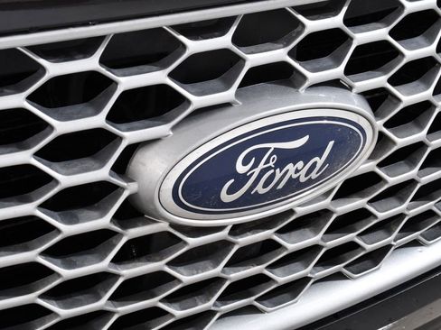 Used 2024 Ford Edge SEL w/ Convenience Package image 21