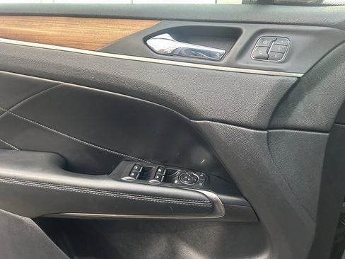 Used 2015 Lincoln MKC Reserve w/ Equipment Group 102A Reserve image 13