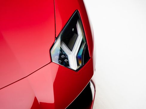 Used 2014 Lamborghini Aventador LP 700-4 image 10