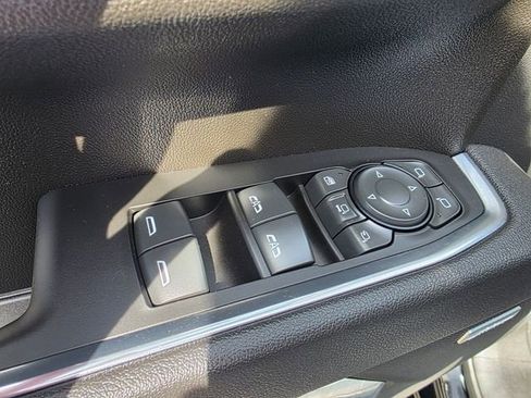 Used 2025 Chevrolet Silverado 2500 LTZ w/ LTZ Plus Package AWD/4WD image 22