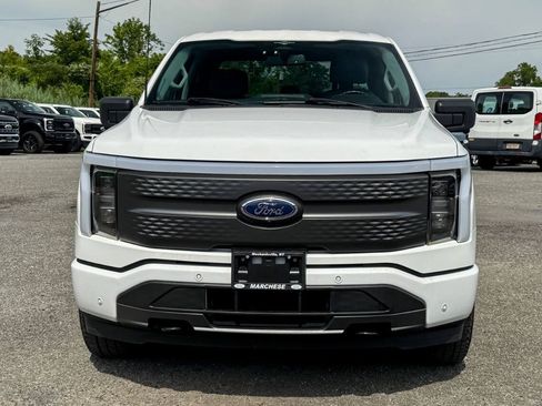 Used 2023 Ford F150 Lightning XLT AWD/4WD image 8