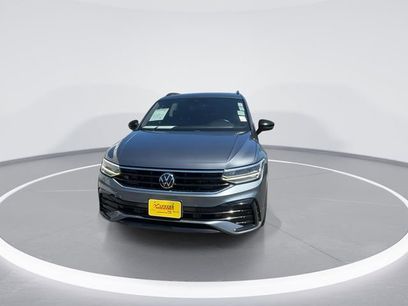 Used 2022 Volkswagen Tiguan SE R-Line