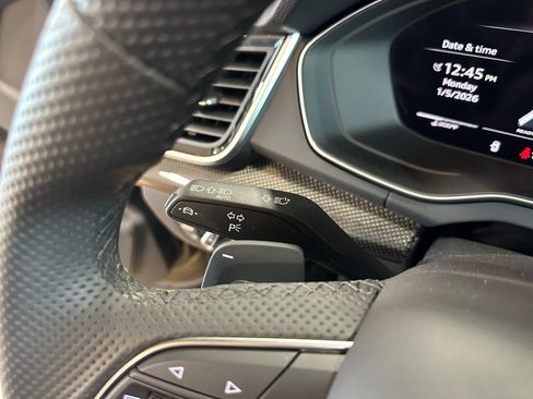Used 2025 Audi SQ5 Premium Plus image 21