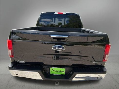 Used 2019 Ford F150 Lariat w/ Equipment Group 502A Luxury AWD/4WD image 4