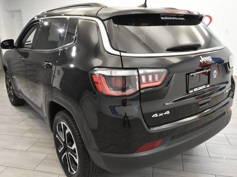 Used 2022 Jeep Compass Limited image 35