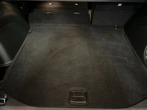 Certified 2022 Jeep Grand Cherokee Limited w/ Tech Group image 14