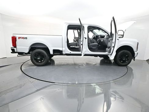 New 2026 Ford F250 4x4 Crew Cab Super Duty image 41