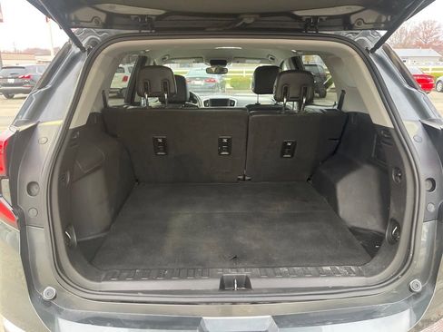 Used 2019 GMC Terrain SLT image 18