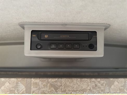 Used 1999 Volkswagen Eurovan FWD image 35
