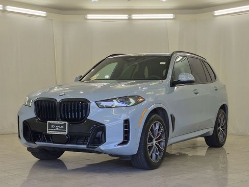 Used 2026 BMW X5 xDrive40i w/ M Sport Package AWD/4WD image 4