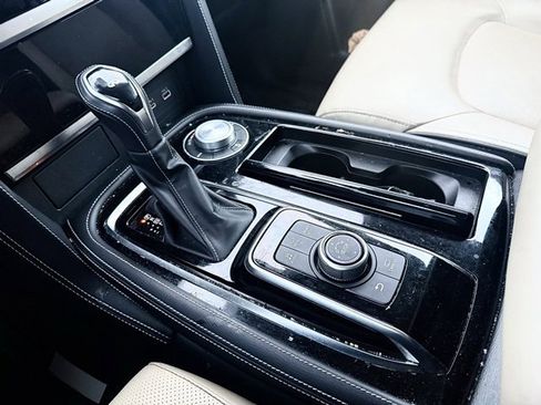 Certified 2024 INFINITI QX80 Premium Select w/ All-Season Package image 16