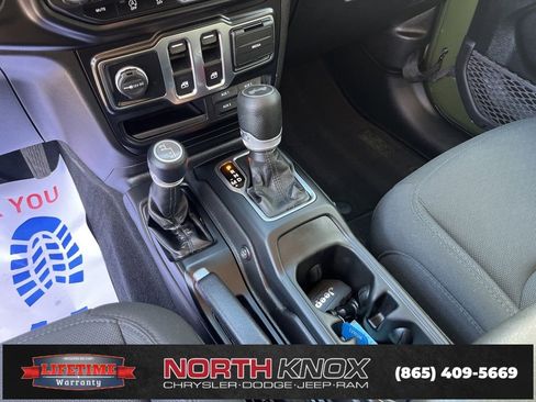 Used 2021 Jeep Wrangler Sport S image 12