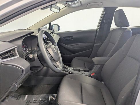 Certified 2023 Toyota Corolla LE image 10